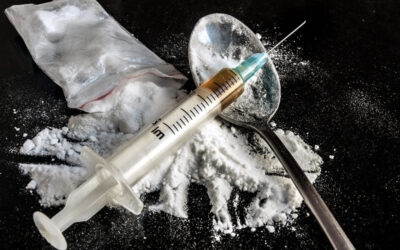 Uzależnienie od heroiny – typowe objawy i skutki odstawienia