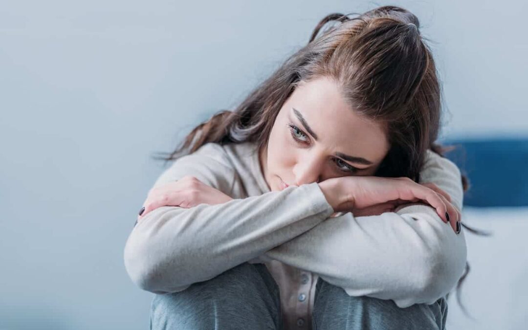 Dystymia – czym się charakteryzuje i jak ją leczyć?