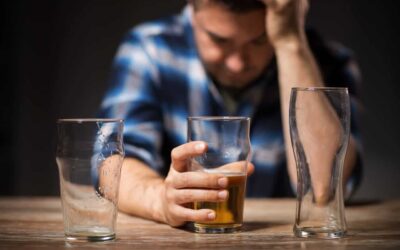 Czy picie alkoholu samemu jest objawem uzależnienia?